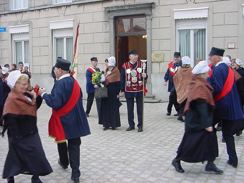 koninghuldiging2006_11.jpg