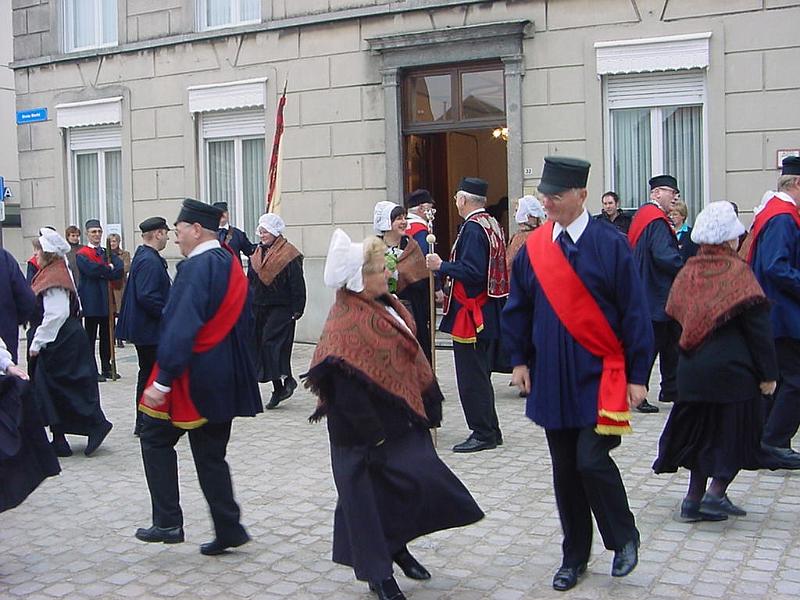 koninghuldiging2006_12.jpg