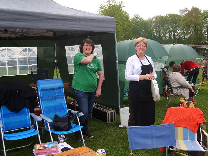 schietspel2011_22.JPG - vlotte bediening verzekerd